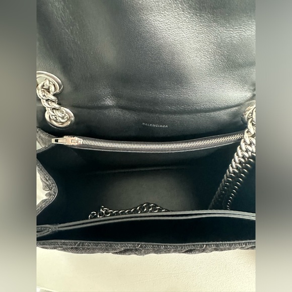 Brand NEW Balenciaga Cotton Quilted Crush Shoulder Bag - Picture 5 of 8